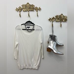 White light knit sweater with pearls Xl